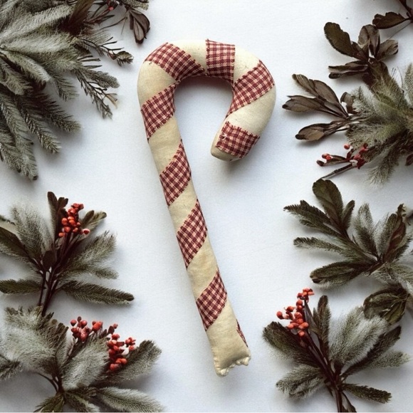 Handcrafted Rustic Christmas Set - Picture 9 of 13